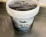 Une image de l'étape 3 de Coupes aux framboises, skyr et cranberries.