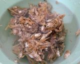 Foto langkah ke 1 dari resep Blenyik (Gumpala Teri Basah) Cabai hijau.