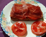 Foto del paso 6 de la receta: Tosta integral de espelta de jamón y queso brie