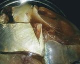 A picture of step 1 of Fish qorma with chpati.