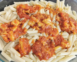 Foto del paso 5 de la receta: Plumas con Bacalao y alioli gratinado