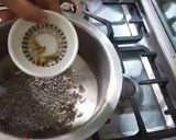 A picture of step 2 of Kashmiri Chai(Pink Tea).