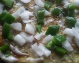 A picture of step 3 of Bread Omelette Pizza.