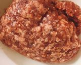 Hình bước làm 1 của món Pasta with Bolognese sauce (Mì Ý sốt thịt bò bằm)