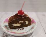 Foto langkah ke 6 dari resep Bolu Gulung Tiramisu.