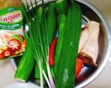 Hình bước làm 1 của món Mướp xào rau củ xanh rờn đẹp mắt ngon miệng