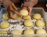 Foto langkah ke 3 dari resep Donat Mochi.