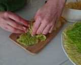 Foto del passaggio 3 della ricetta Involtini di verza con patate e scamorza su letto di vellutata di zucca