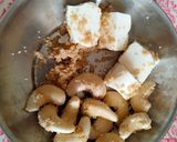 A picture of step 2 of Paneer yakhni.