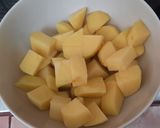 Foto langkah ke 1 dari resep Teri Tawar Kentang Saus Tiram.