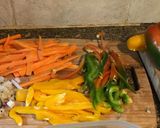 Foto del paso 1 de la receta: Cocina aromática: Wok de verduras y vegetales con hierbas frescas