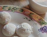 A picture of step 3 of Chocolate powder puff cookies.