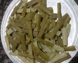 સરગવા નું લોટ વાળું શાક (Saragva Besan Shak Recipe In Gujarati) રેસીપી સ્ટેપ4ફોટો