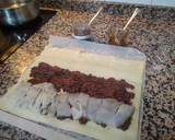 Foto del paso 4 de la receta: Hojaldres de bacalao ahumado, mermelada de tomate y tapenade