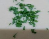 صورة لخطوة 2 من وصفة حساء الفاصولياء السريع 🍲🧀