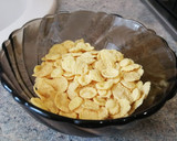 Foto del paso 5 de la receta: Ensalada de queso Burgos con corazón de buey y crispí de maíz