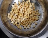 A picture of step 3 of Namkeen Chana dal.