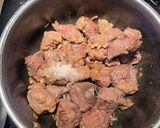 A picture of step 2 of Beef Steak in Peanut Sauce.