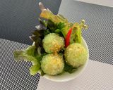 A picture of step 4 of Steamed Sago Ball With chicken filling.