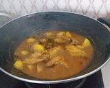 Foto langkah ke 3 dari resep Kare ayam kentang  (tidak pake santan dan tidak pake minyak).