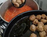 Foto del paso 8 de la receta: Albóndigas en salsa portuguesa muy faciles
