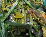 Foto del paso 1 de la receta: Rajas con pechuga de pollo