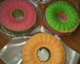 Foto langkah ke 8 dari resep Bolu kukus pelangi happy 😙.