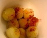 A picture of step 1 of Dum Aloo.