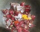 कुद्रुम की खट्टी मीठी चटनी(kudrum ki chutney recipe in hind) रेसिपी चरण 2 फोटो