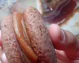Foto del paso 4 de la receta: Alfajores de chocolate rellenos con dulce de leche y Nutella😜