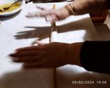 Φωτογραφία βήματος 1 της συνταγής Γαλατόπιτα με φύλλα στην βάση