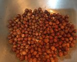 A picture of step 2 of Kala Chana Fry.