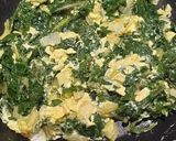 Foto del paso 3 de la receta: Revoltillo de Kale con cebolla y hinojo