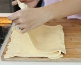 Foto langkah ke 5 dari resep Croissant Waffle (Croffle) Devina Hermawan.