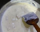 A picture of step 5 of Chicken white sauce pasta.
