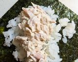A picture of step 4 of ★ Tuna hand-rolled sushi (ツナ手巻き寿司)★.