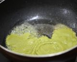 A picture of step 2 of Greenchillie ka halwa.