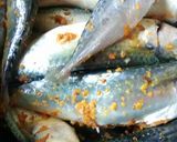Foto langkah ke 6 dari resep Ikan masak bumbu kunyit.