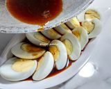 Foto langkah ke 3 dari resep Luak Khai | Telur Mantu | Telur Asam Manis.