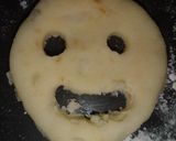 Foto del paso 3 de la receta: Papitas con forma de carita feliz 🙂