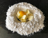 Foto del paso 3 de la receta: Masa casera para discos/tapas de empanadas