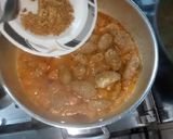 A picture of step 5 of Muthi Kabab Masala Salan.