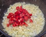 Gombás csirkepaprikás recept fázis 5 fotója