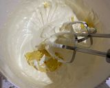 Foto langkah ke 5 dari resep Bolu Tape Keju.
