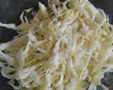 Foto del paso 2 de la receta: Ensalada de repollo y aguacate