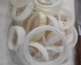 Foto langkah ke 2 dari resep Onion Ring.