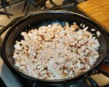 Foto del paso 3 de la receta: Arrolladitos de camarones y hongos shiitake