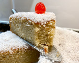 Foto del paso 18 de la receta Bizcocho esponjoso con harina de coco y glaseado de licor de coco
