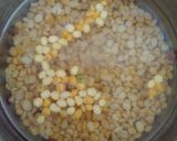 A picture of step 1 of Crispy Kalmi vadas.