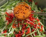 A picture of step 3 of Chinese Chicken Noodle Salad 鸡丝凉拌面.